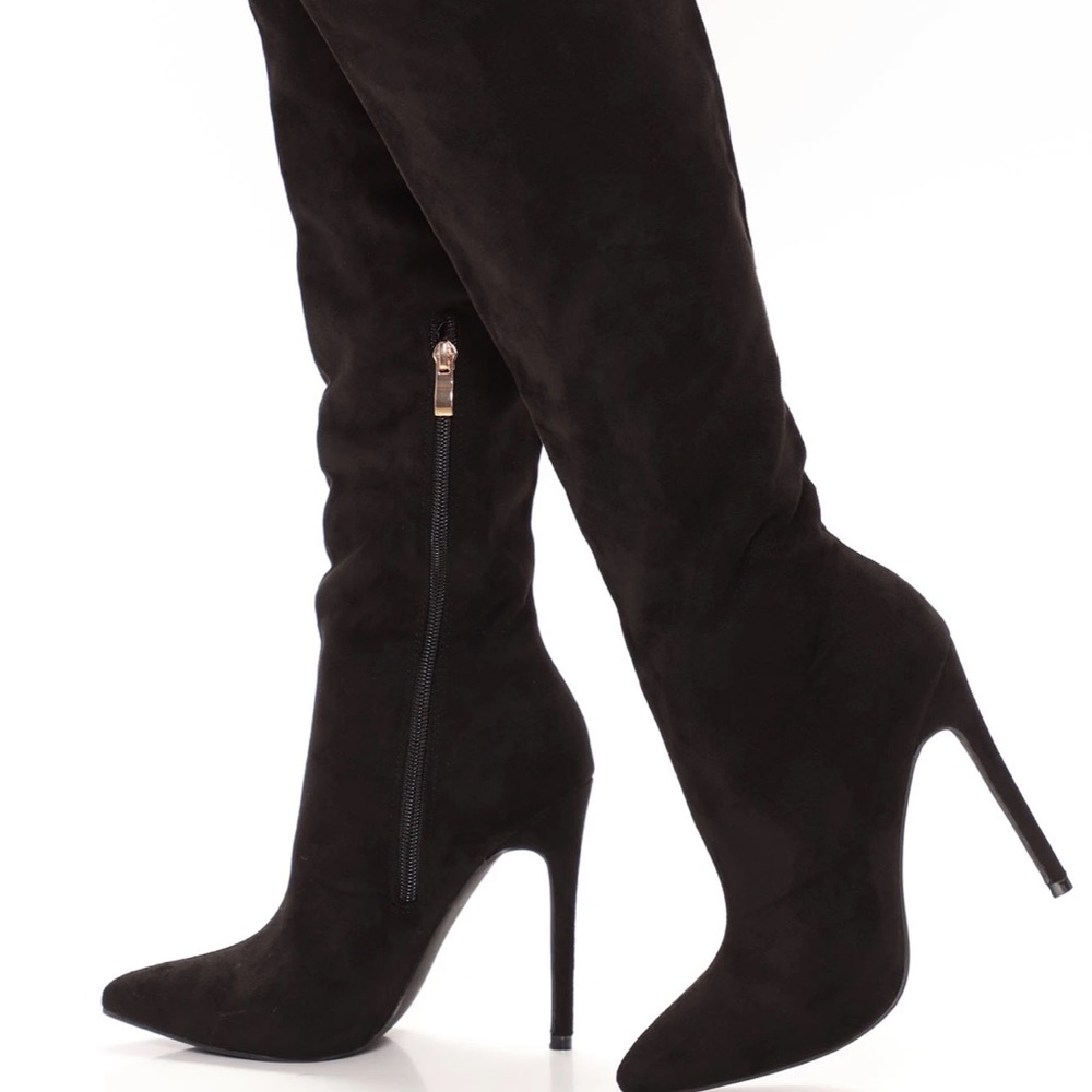 Black Knee High Heeled Boots